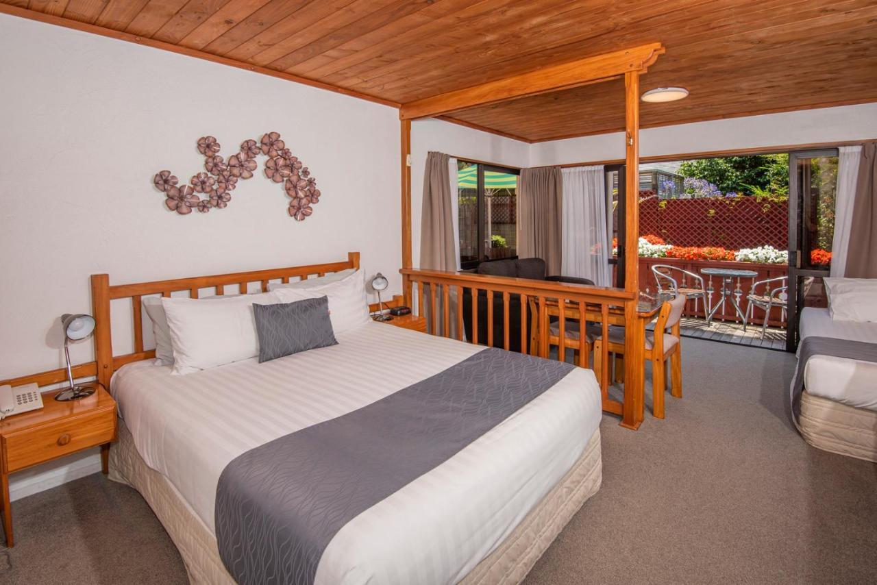 Swiss Chalet Lodge Motel Paihia Ngoại thất bức ảnh