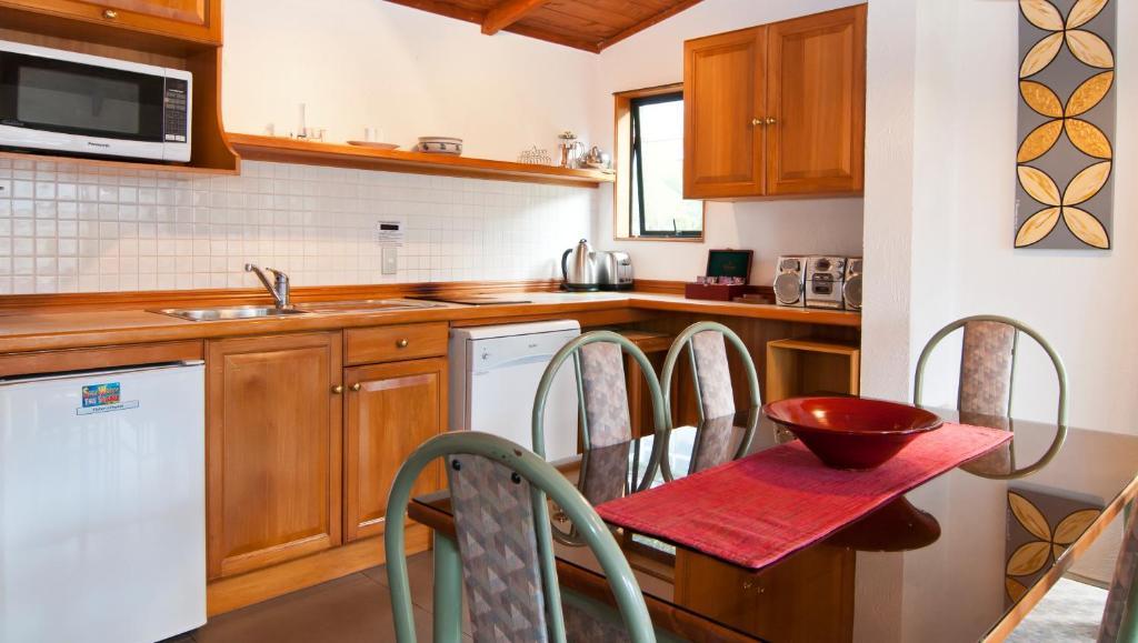 Swiss Chalet Lodge Motel Paihia Phòng bức ảnh
